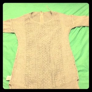 A sweater that’s long